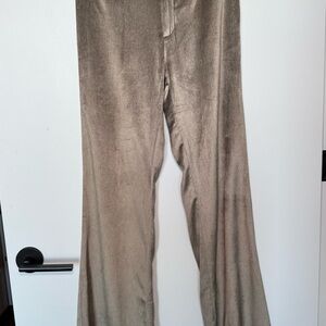 Club Monaco Women’s Velvet Pants in Gold Tan - Size 4